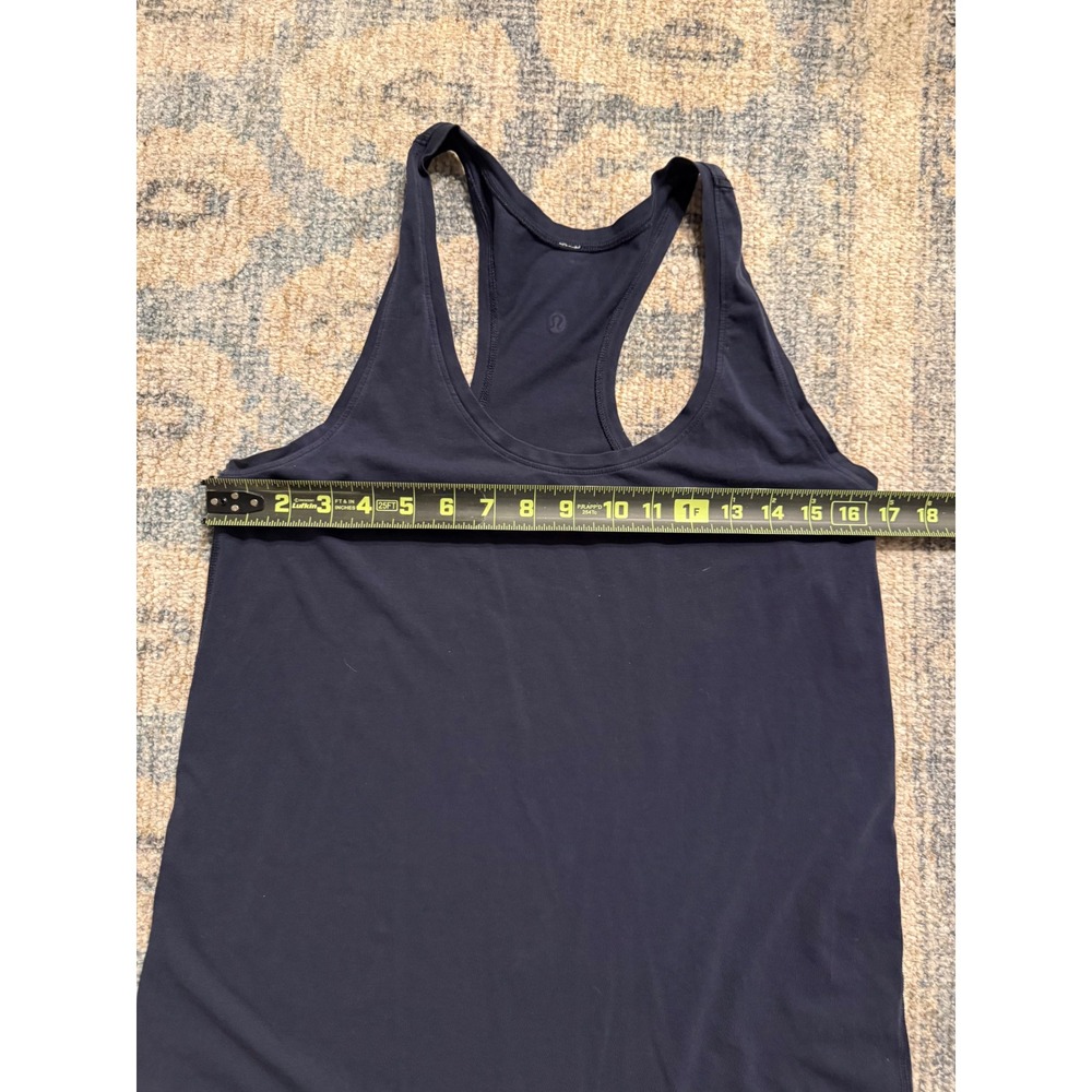Lululemon Tank Top Navy Size 8 Great Condition‎ - Picture 3 of 3